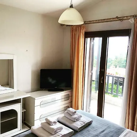 Bright & Spacious Seaview Siviri