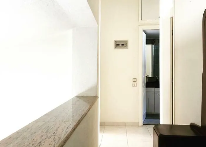 Bright & Spacious Seaview וילה