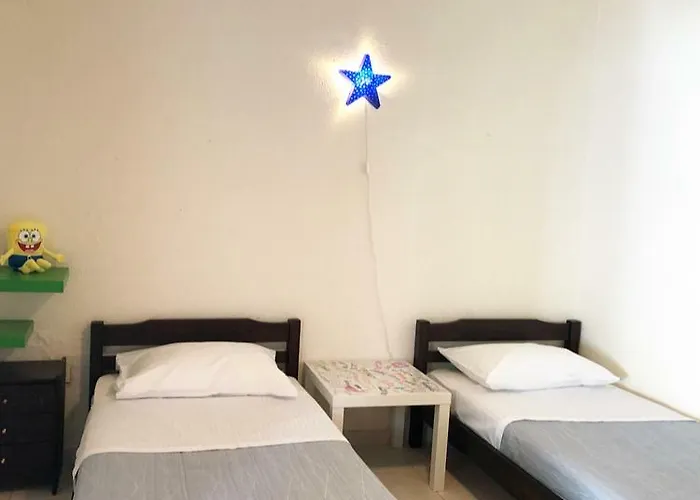 Bright & Spacious Seaview וילה