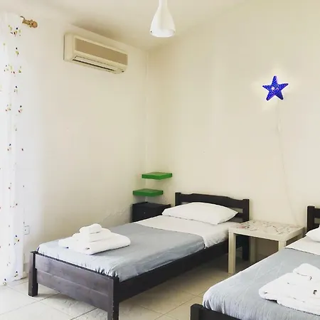 Bright & Spacious Seaview 빌라 시비리