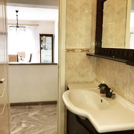 Bright & Spacious Seaview Villa *